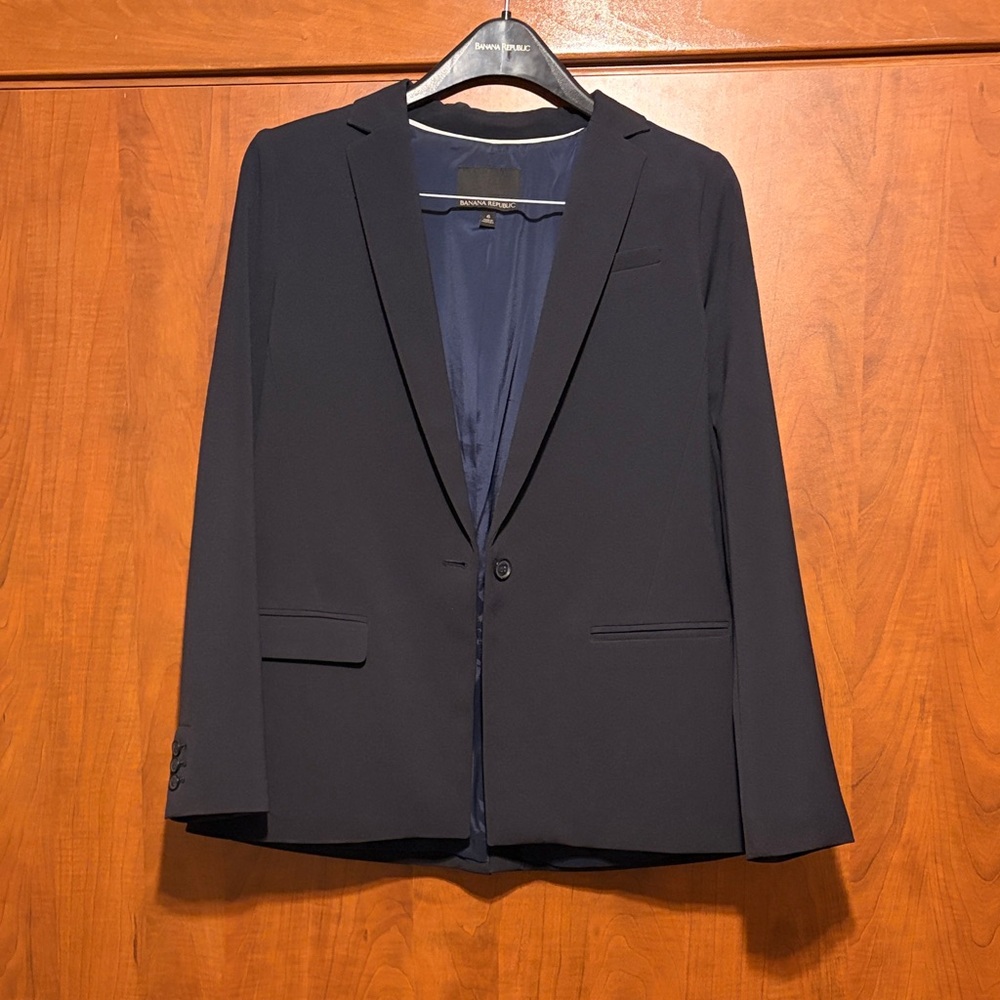 Banana Republic Women's Navy Tailored Blazer Suit